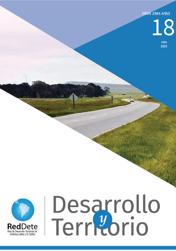 					Ver Núm. 18 (2025): Desarrollo y Territorio N°18, Junio 2025
				